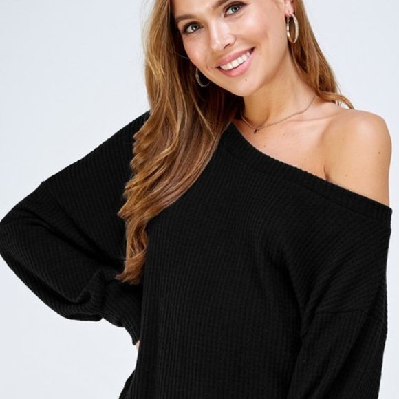 Off Shoulder Waffle Knit Popcorn Top - Picture 3 of 3